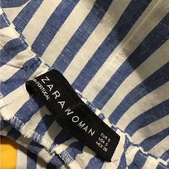 ZARA Beautiful Halter Top.Blue& White Stripes.Has Tie In Front Can Tie Or Bow.🌸 - Picture 11 of 11